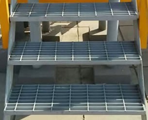 樓梯鋼格板